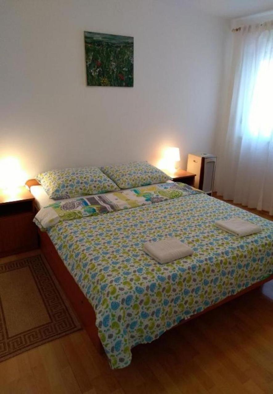 Apartments Dobri - 500M From Beach Nin Esterno foto