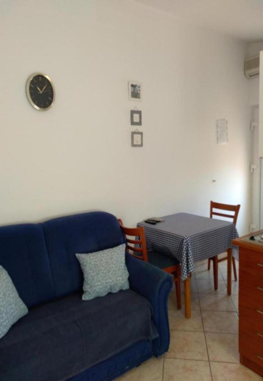 Apartments Dobri - 500M From Beach Nin Esterno foto