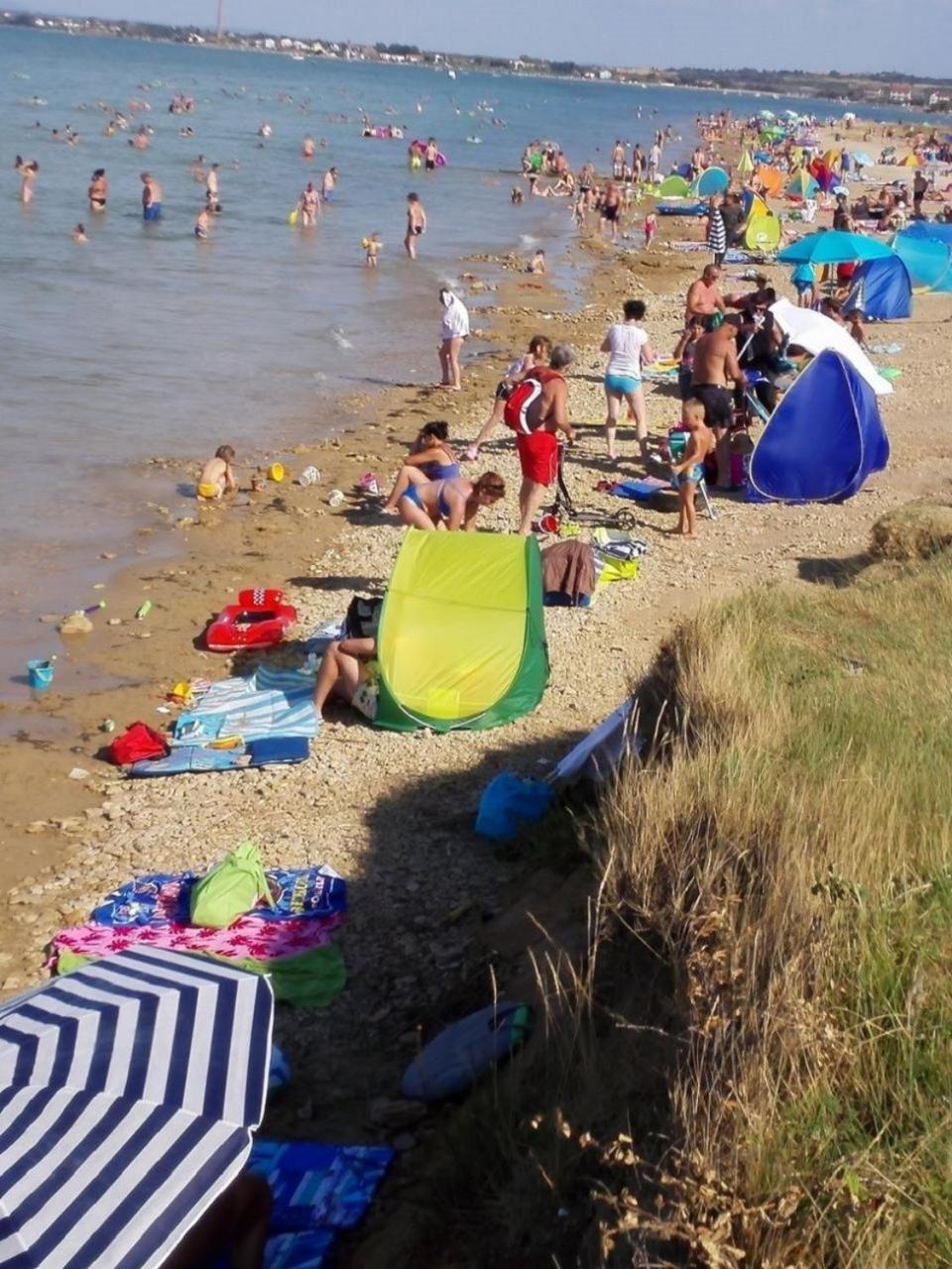 Apartments Dobri - 500M From Beach Nin Esterno foto