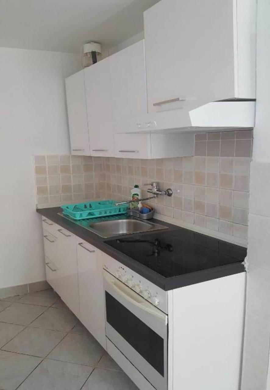 Apartments Dobri - 500M From Beach Nin Esterno foto
